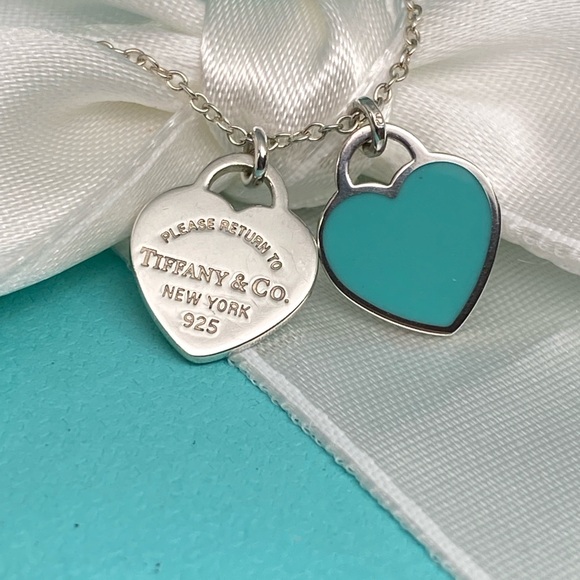 Tiffany & Co double heart blue enamel necklace 18” box authenticated - Picture 1 of 6
